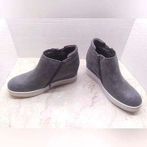 Dream Pairs Women's Slip on High Top Wedge Sneakers Hidden